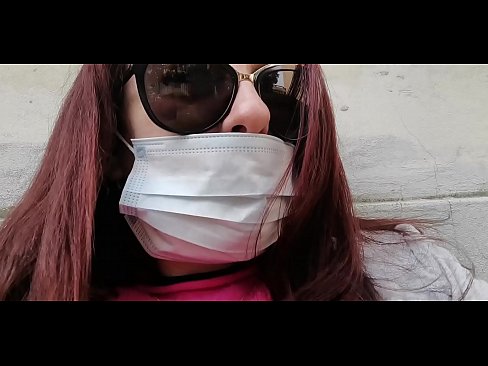 ❤️ Nicoletta报复她的邻居，在他的车库里撒尿（特别Covid19意大利检疫局） ❤️❌ Porno fb