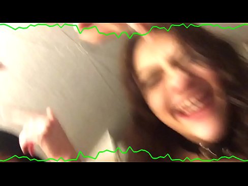 ❤️ 两位性感的黑发美女情感内裤留住混蛋古怪的婊子 ❤️❌ Porno fb